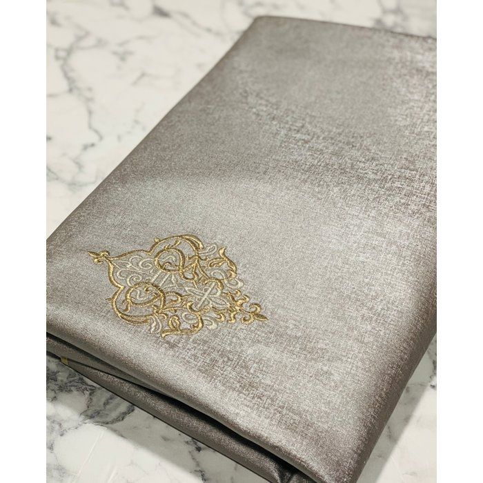 Nappe simili cuir qualité premum anti tache  simili cuir premier choix brodée