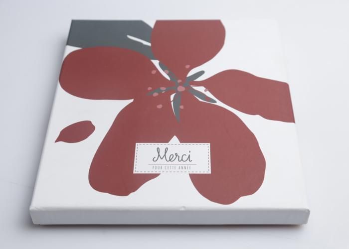 Coffret - Fleurs Rouges - A5 - Porte-Clé - Maîtresse - Cadeau Élégant