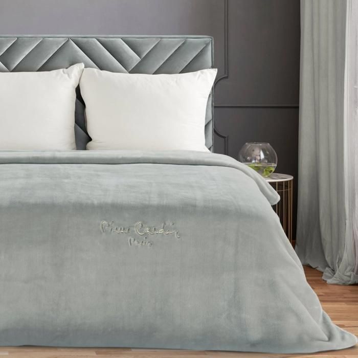 Couverture de Lit en Polaire Chaud – Pierre Cardin 220X240 CM COULEUR : GRIS