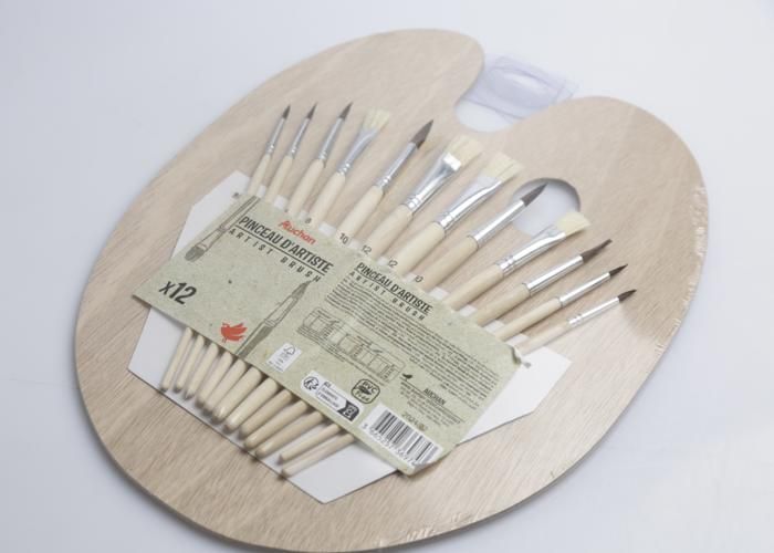 12 pinceaux 2 pièces/taille + palette en bois