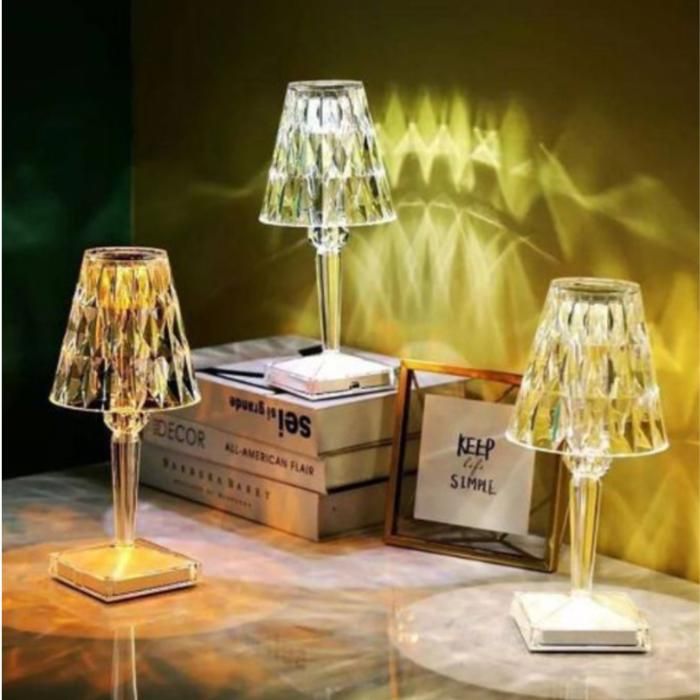 Abat jour Lampe LED tactile en cristal, luminaire décoratif ,  cable USB(Couleur aléatoire)