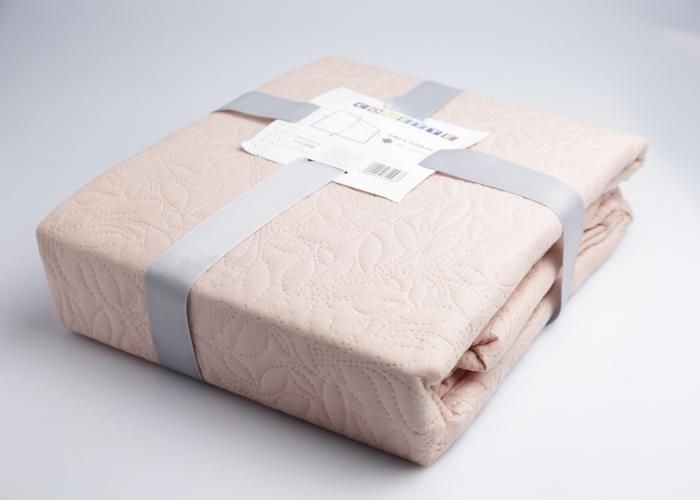 Couette - Luxe - Pinsonic - 240x220 cm - Microfibre - 4 saisons