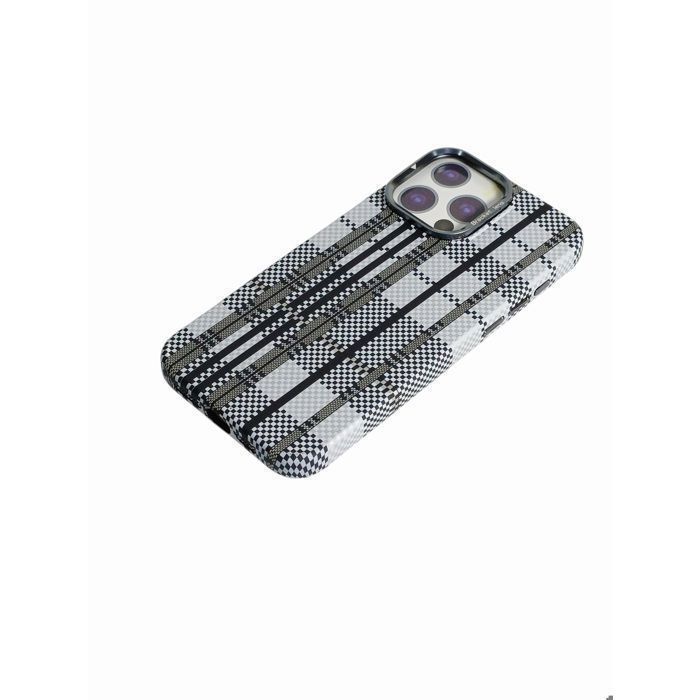 Coque iPhone 15 Pro Max Motif Damier Élégant – Style Tendance et Protection Antichoc et rayures