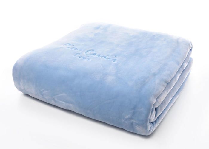 Couverture - Pierre Cardin - 220x240 cm - Bleu Ciel - 100% Polyester - Luxe et Confort
