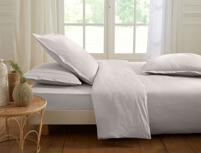 Housse de couette - LINVOSGES - Gris Nuage - 240x260 cm - Satin 100% coton - Lavable à 60°