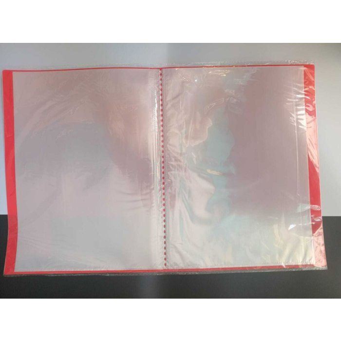 Portfolio Rouge – 100 vues, 50 pochettes