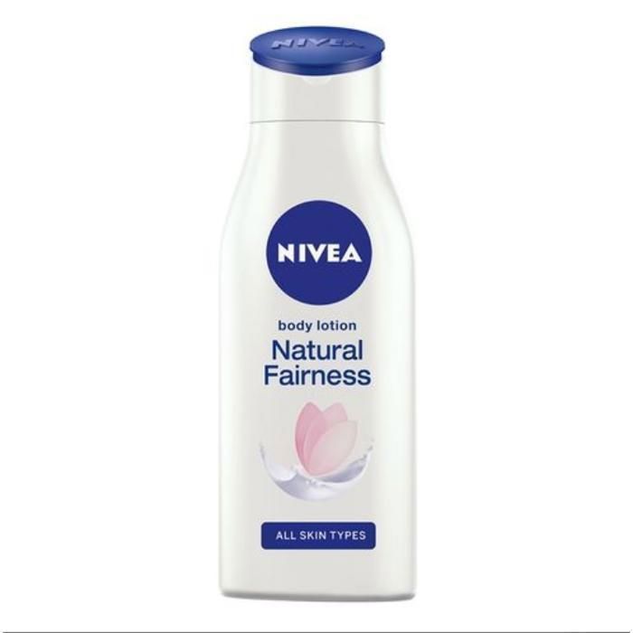 NIVEA Lait Corps Natural Fairness – 250ml de Soin Éclaircissant