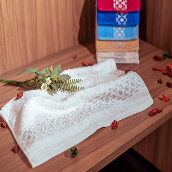 Serviette de Toilette - Arabesque - 500GSM - 100% Coton - Blanc - 40x70 cm